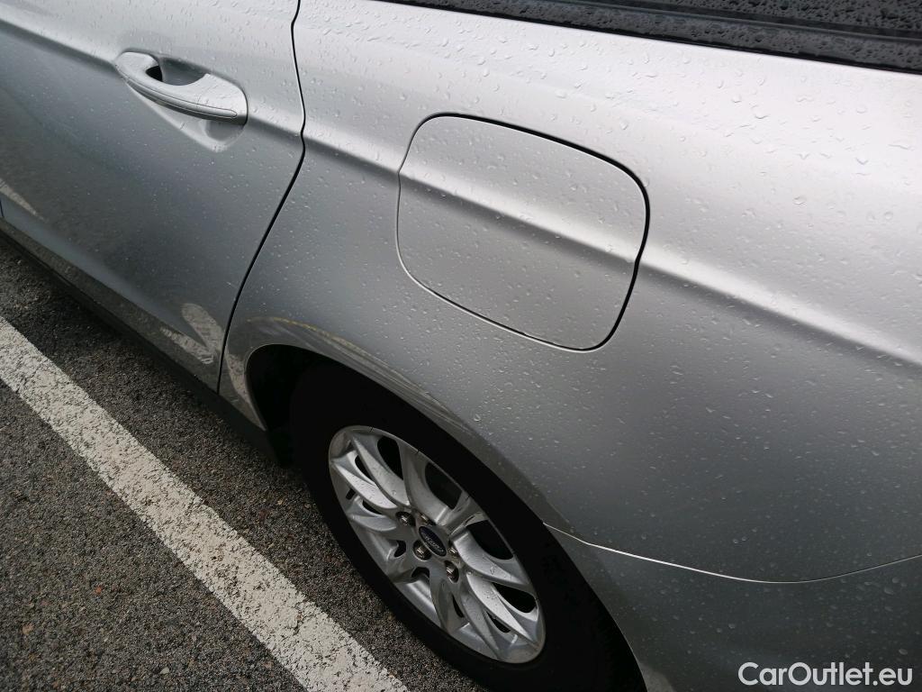  Ford  Mondeo FORD  / 2014 / 5P / familiar 2.0 TDCi 110kW Trend SportBreak #4