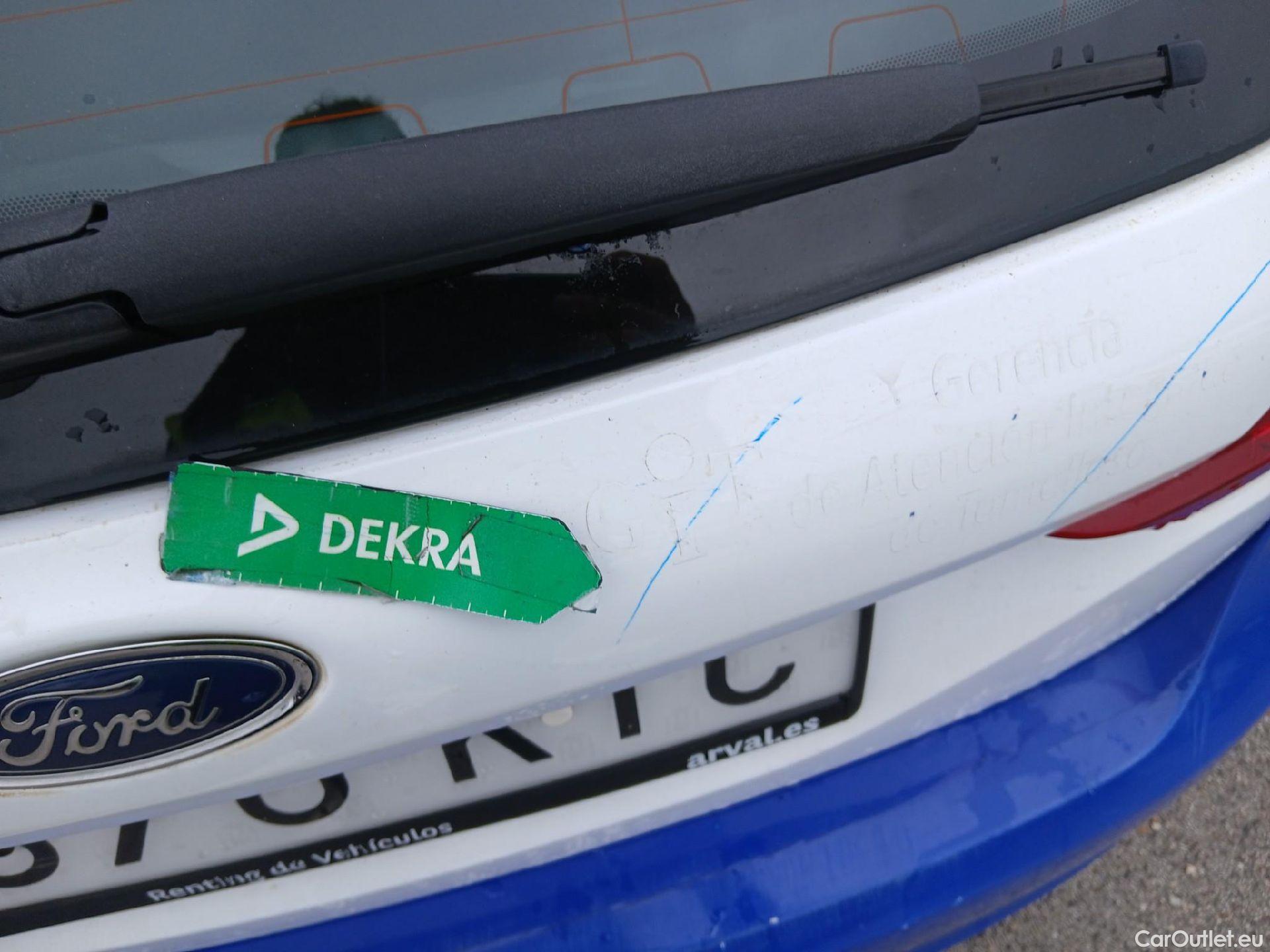  Ford  Fiesta FORD  / 2017 / 5P / berlina con portón 1.1 Ti-VCT 63kW Trend+ 5p #33