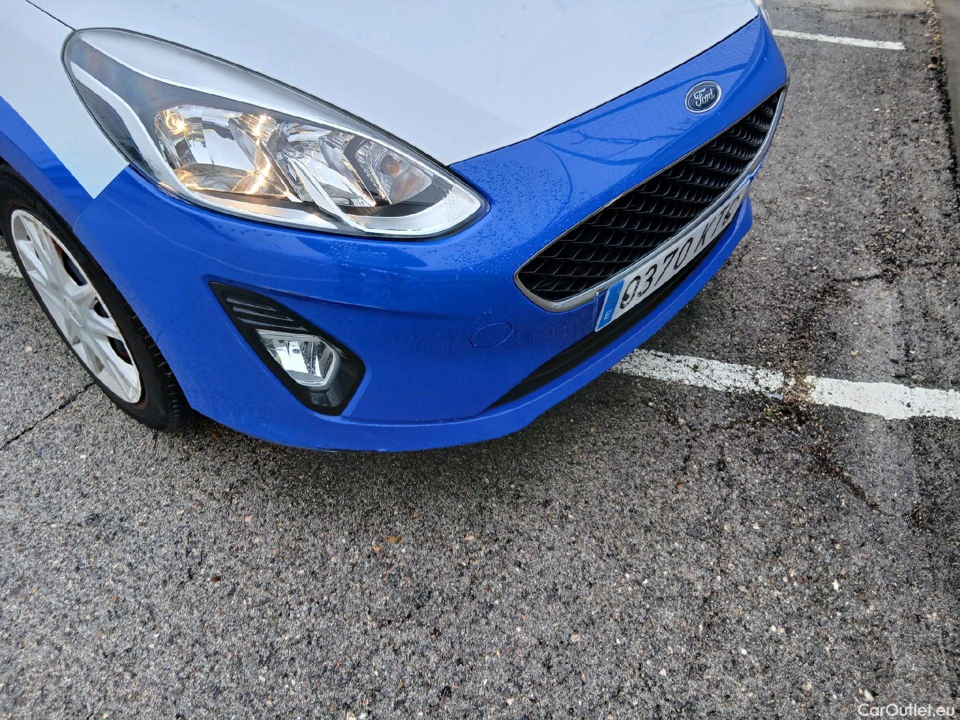  Ford  Fiesta FORD  / 2017 / 5P / berlina con portón 1.1 Ti-VCT 63kW Trend+ 5p #2