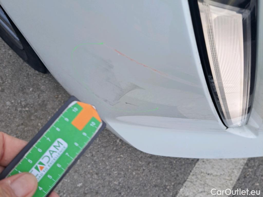  Peugeot  208 PEUGEOT  / 2019 / 5P / berlina con portón BlueHDi 73kW (100CV) Active Pack (AC) #10