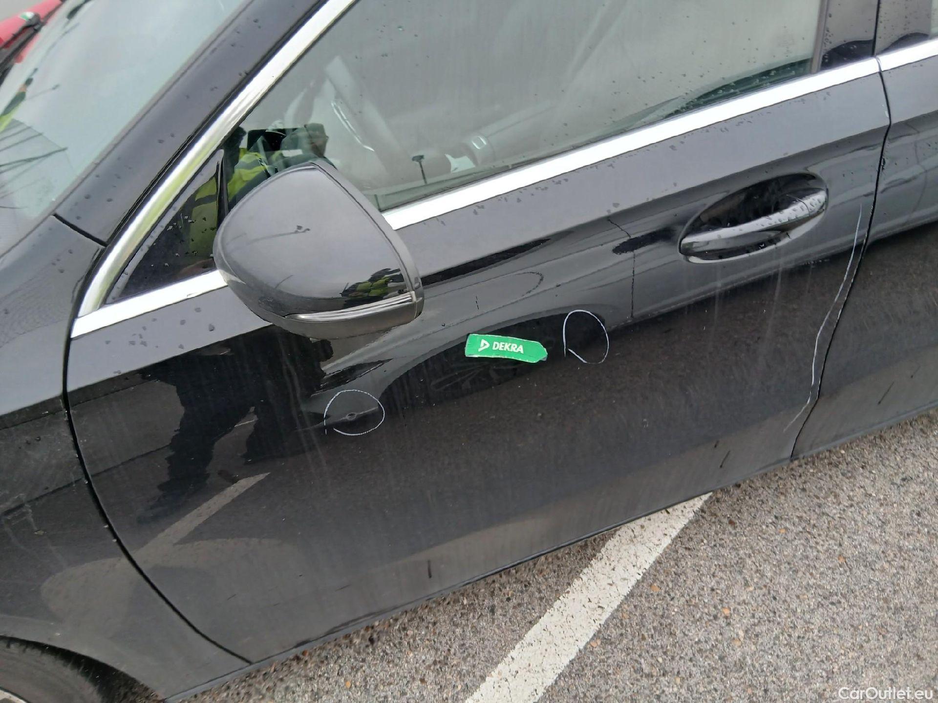  Mercedes  A-Klasse MERCEDES-BENZ Clase A / 2018 / 5P / berlina con portón A 180 d #10