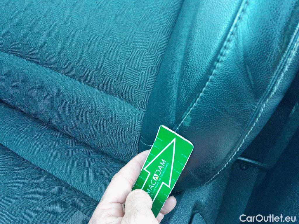  KIA  Niro KIA  / 2019 / 5P / crossover 1.6 GDi HEV 104kW (141CV) Drive #14