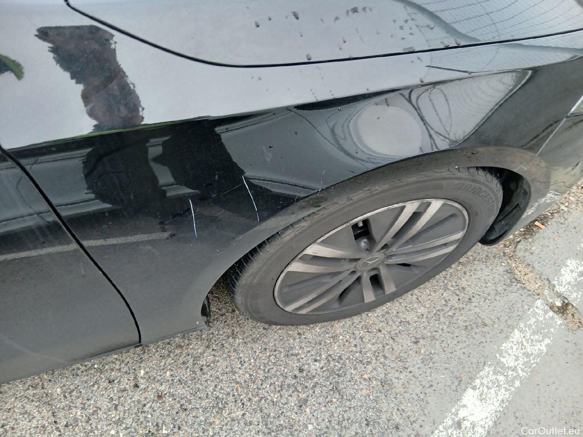  Mercedes  A-Klasse MERCEDES-BENZ Clase A / 2018 / 5P / berlina con portón A 180 d #39