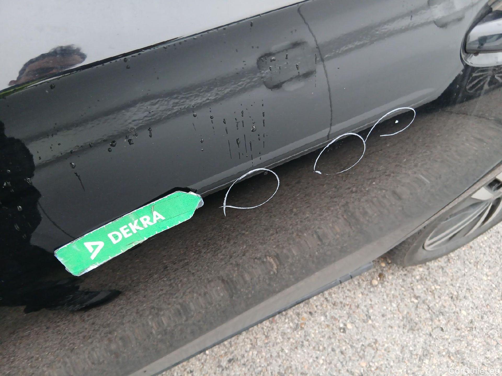  Mercedes  A-Klasse MERCEDES-BENZ Clase A / 2018 / 5P / berlina con portón A 180 d #12