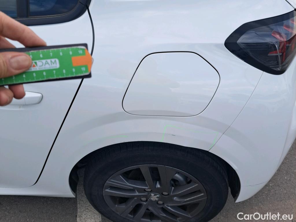  Peugeot  208 PEUGEOT  / 2019 / 5P / berlina con portón BlueHDi 73kW (100CV) Active Pack (AC) #1