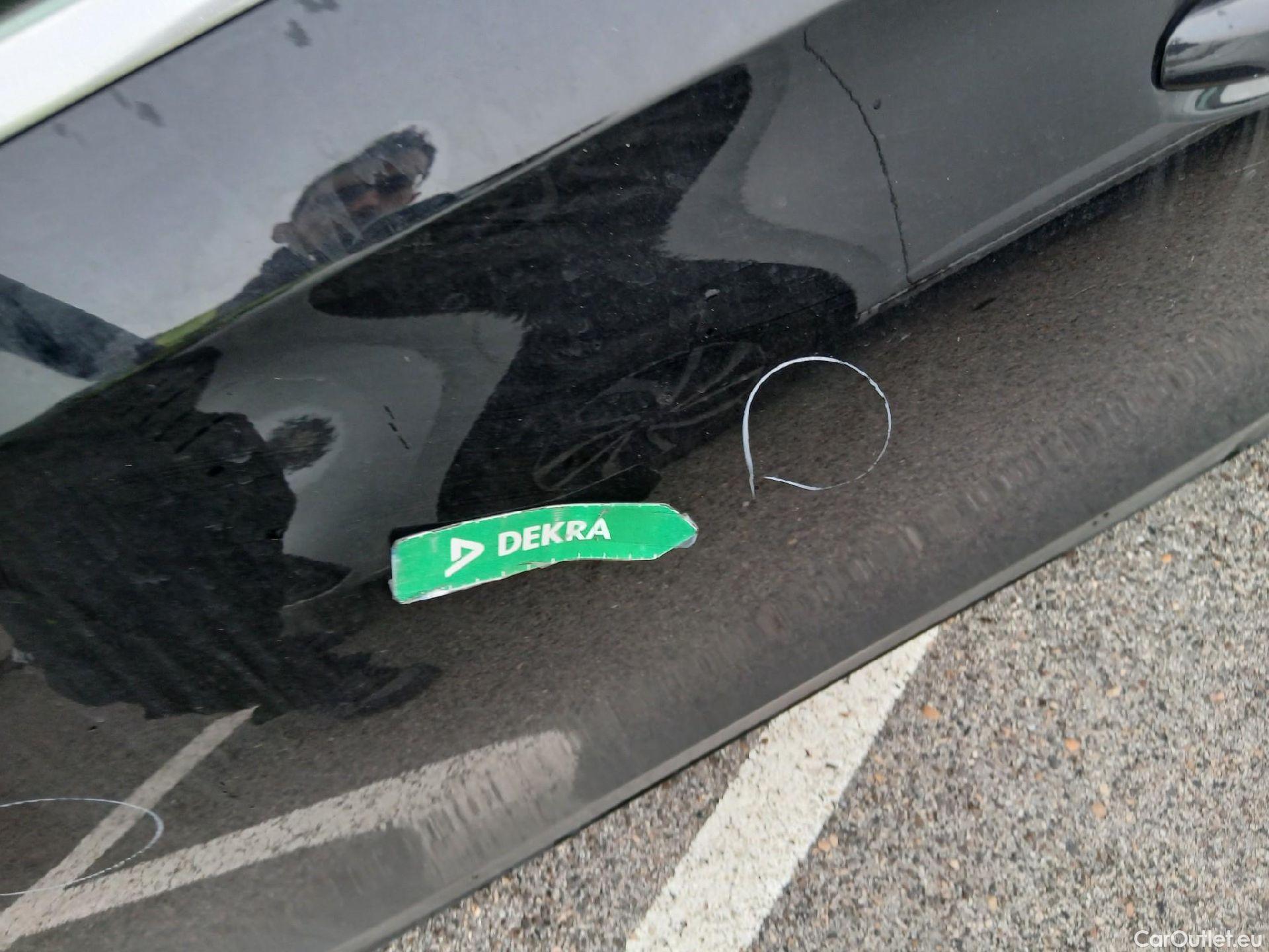  Mercedes  A-Klasse MERCEDES-BENZ Clase A / 2018 / 5P / berlina con portón A 180 d #9