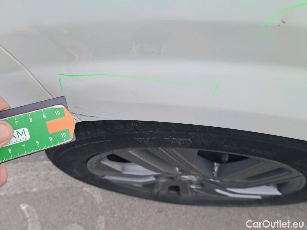  Peugeot  208 PEUGEOT  / 2019 / 5P / berlina con portón BlueHDi 73kW (100CV) Active Pack (AC) #5