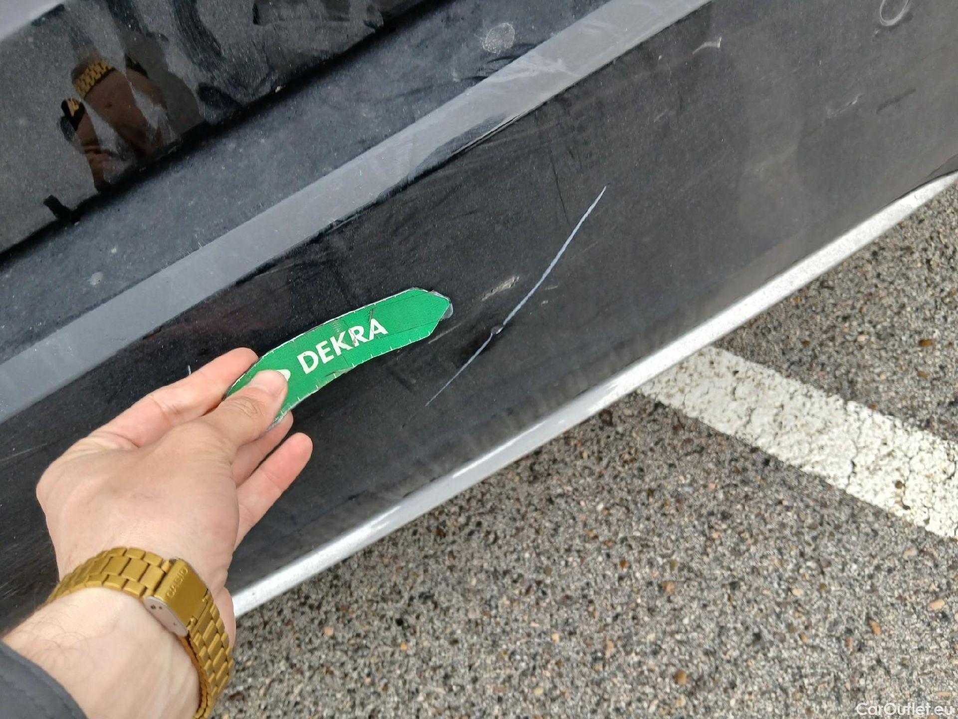  Mercedes  A-Klasse MERCEDES-BENZ Clase A / 2018 / 5P / berlina con portón A 180 d #24