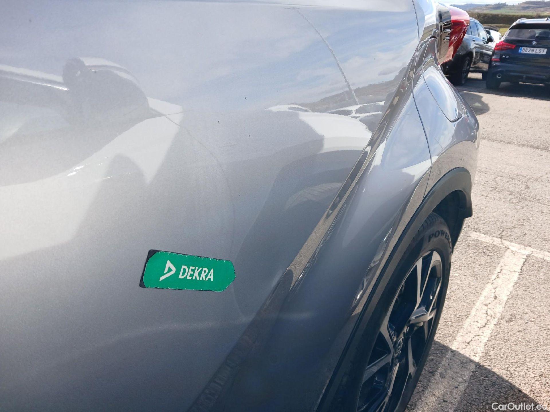  Toyota  C-HR TOYOTA  / 2016 / 5P / todoterreno 1.8 125H Advance (CX) #11