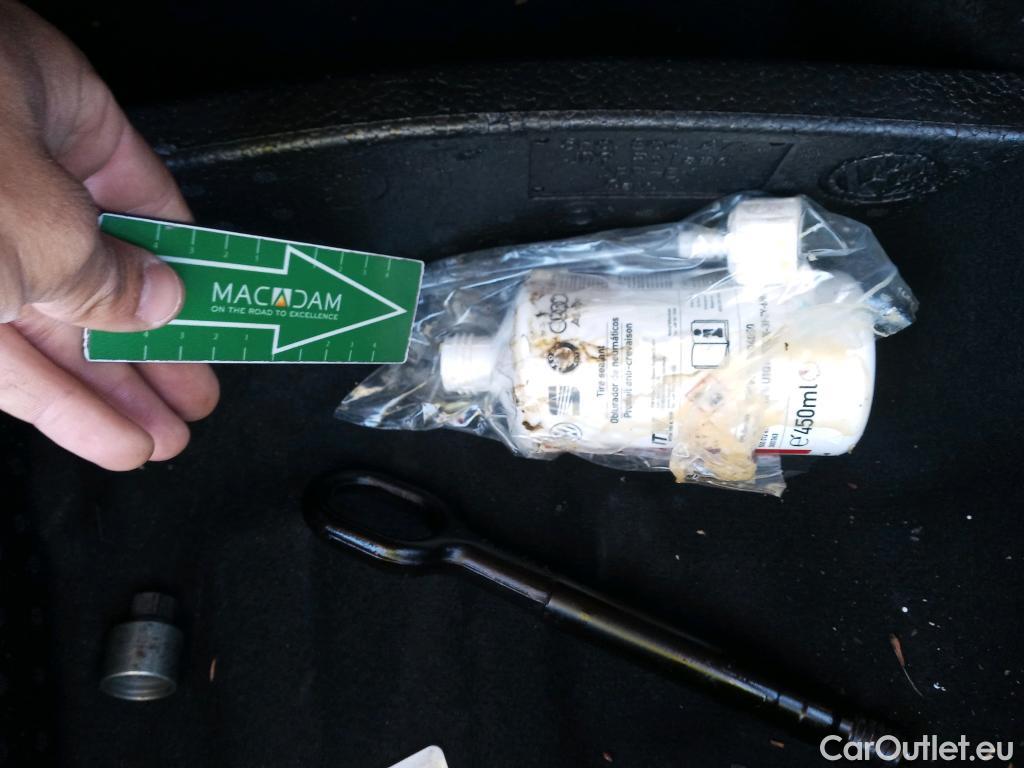  Volkswagen  Golf  VOLKSWAGEN / 2020 / 5P / berlina con portón 2.0 TDI 85kW (115CV) #17