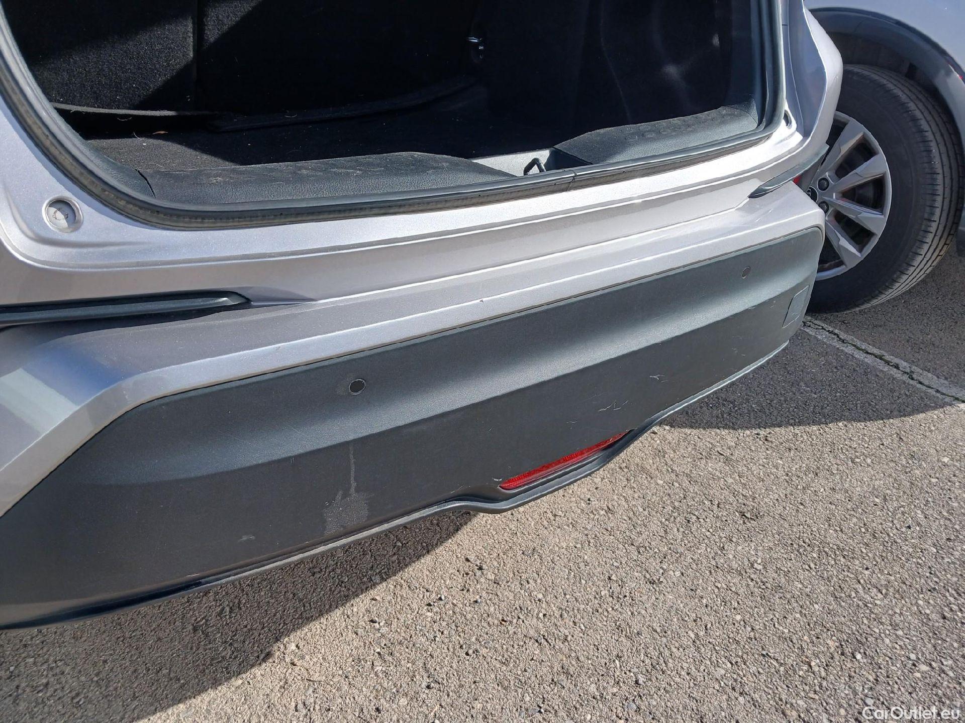  Toyota  C-HR TOYOTA  / 2016 / 5P / todoterreno 1.8 125H Advance (CX) #15