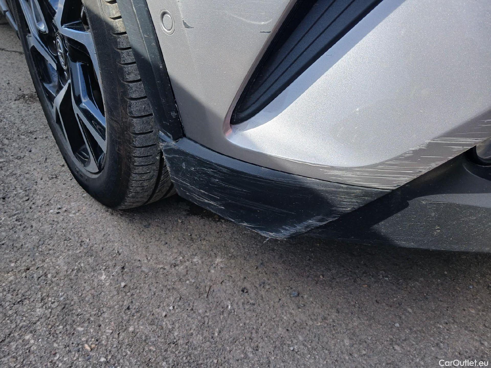  Toyota  C-HR TOYOTA  / 2016 / 5P / todoterreno 1.8 125H Advance (CX) #4