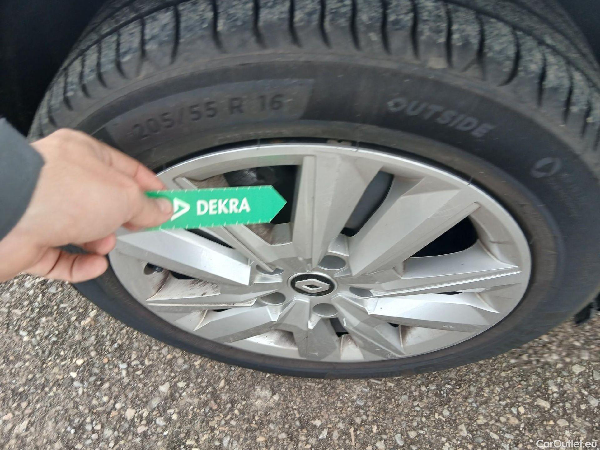  Renault  Megane RENAULT Mégane / 2020 / 5P / berlina con portón Equilibre Blue dCi 85 kW (115CV) #14