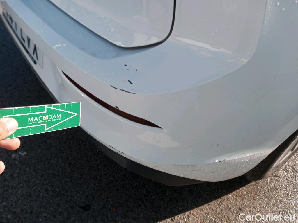  Volkswagen  Golf  VOLKSWAGEN / 2020 / 5P / berlina con portón 2.0 TDI 85kW (115CV) #20