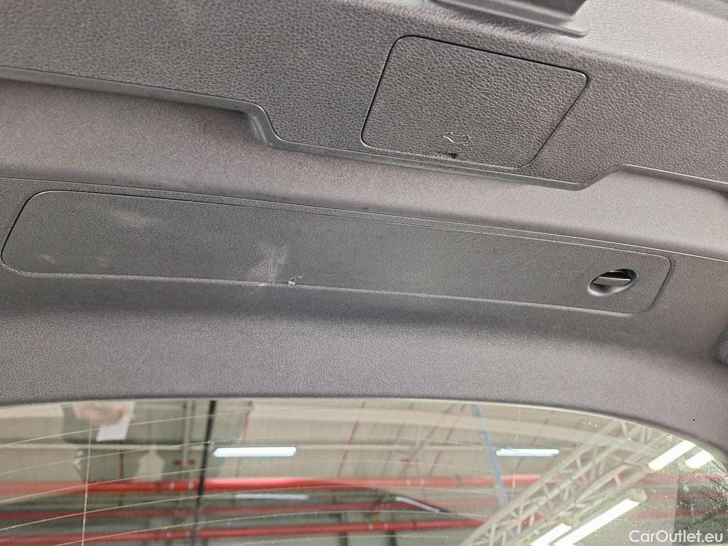  Audi  Q3 Audi,  SB '19 PHEV, Audi  Sportback 45 TFSI e S tronic S Line 5d #29