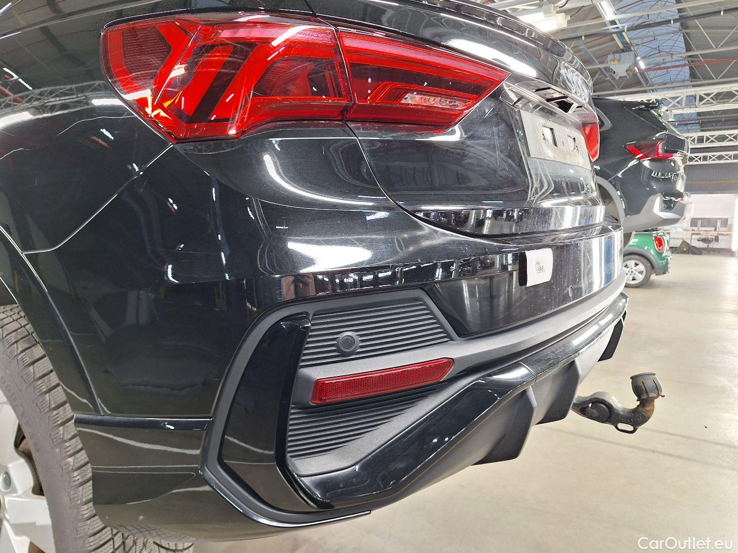  Audi  Q3 Audi,  SB '19 PHEV, Audi  Sportback 45 TFSI e S tronic S Line 5d #10