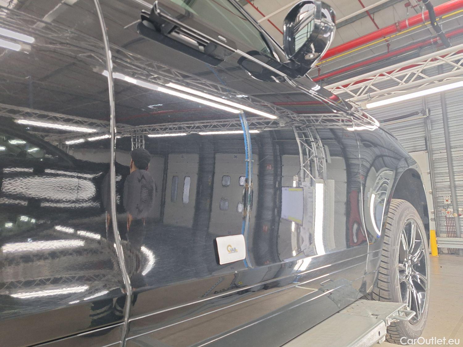  Land Rover  Range Rover Land Rover, RR.Velar FL'20 PHEV, Land Rover  Velar P400e SE 5d #12