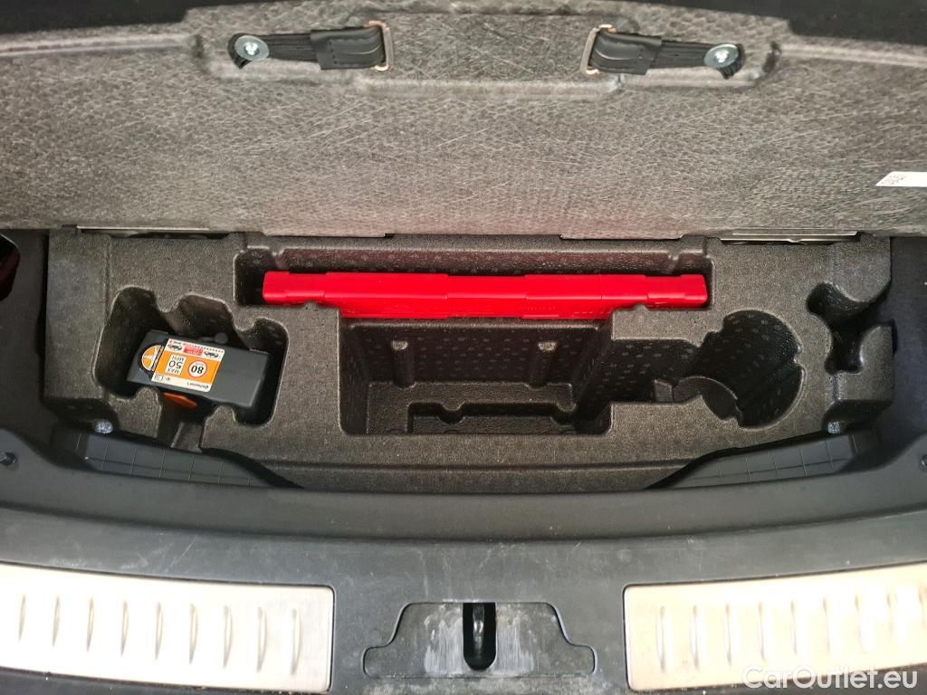  Land Rover  Range Rover LAND ROVER  Velar / 2017 / 5P / SUV 2.0 P400e PHEV BVA R-Dynamic S #2