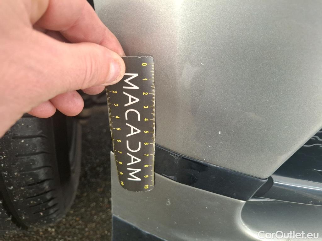  Land Rover  Range Rover LAND ROVER  Velar / 2017 / 5P / SUV 2.0 P400e PHEV BVA R-Dynamic S #4