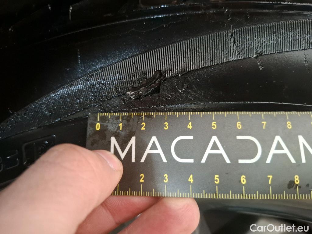  Land Rover  Range Rover Sport LAND ROVER  / 2022 / 5P / SUV P550e - Autobiography Dynamic #10