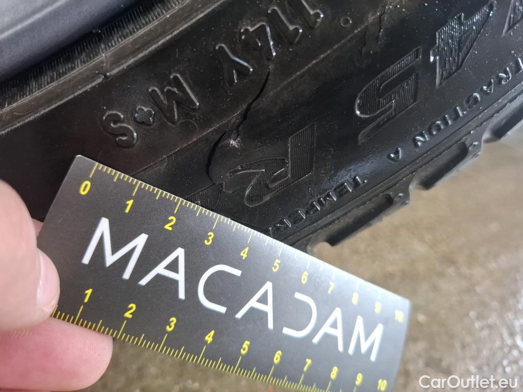  Land Rover  Range Rover Sport LAND ROVER  / 2022 / 5P / SUV P550e - Autobiography Dynamic #3