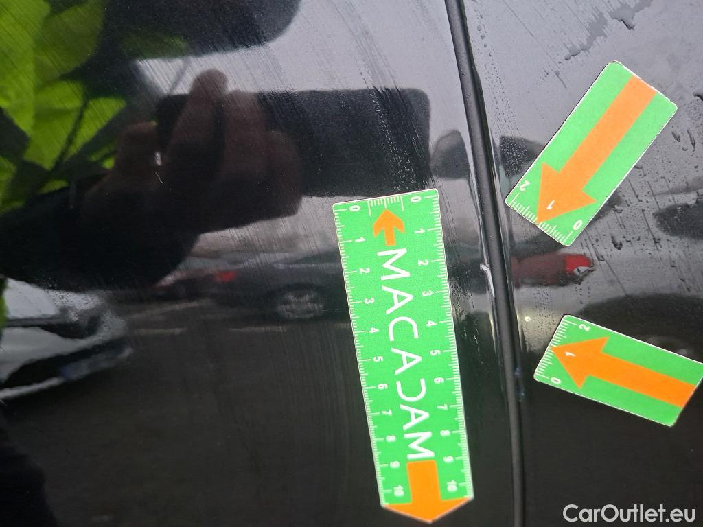  Mercedes  G-Klasee MERCEDES-BENZ GLE / 2019 / 5P / SUV GLE 350 e 4MATIC Avantgarde Line #3