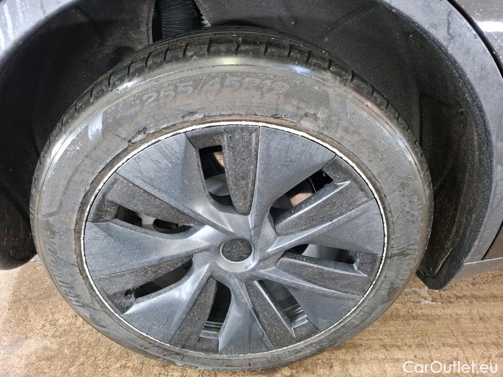  Tesla  Model Y TESLA  / 2020 / 5P / SUV Grande Autonomie Dual-Motor AWD #16