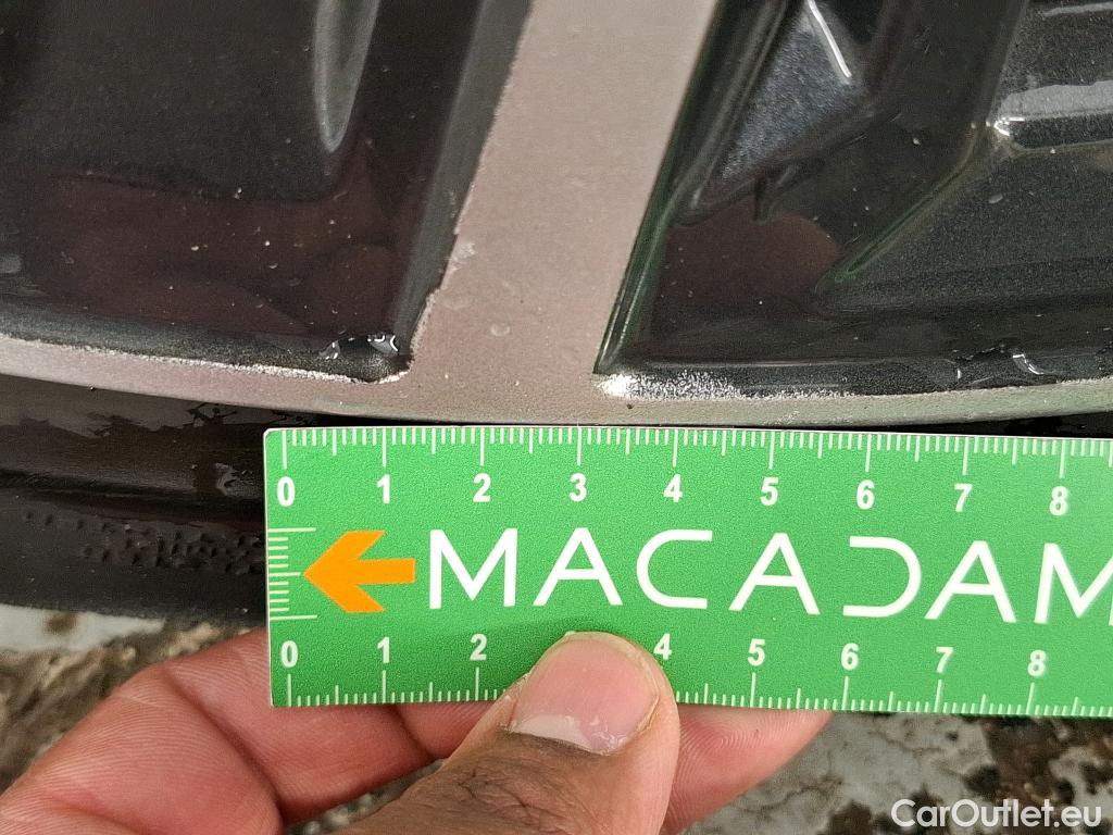  Bmw  Serie 1 BMW Série 1 / 2019 / 5P / Berline 116i Business Design #19