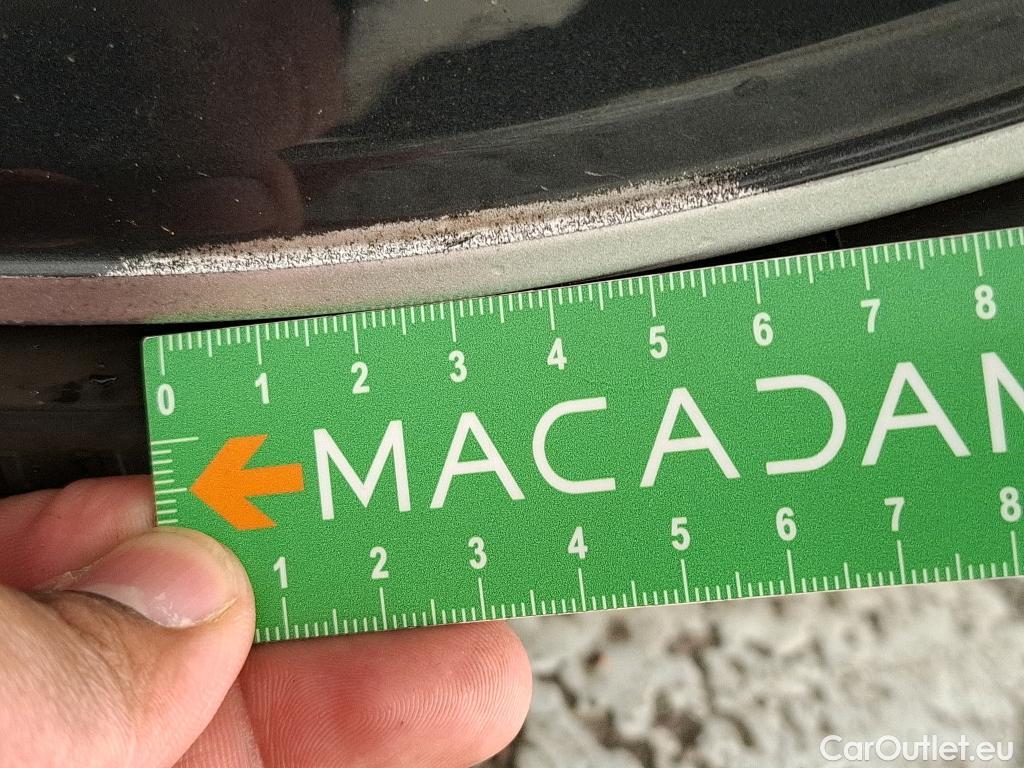  Bmw  Serie 1 BMW Série 1 / 2019 / 5P / Berline 116i Business Design #26