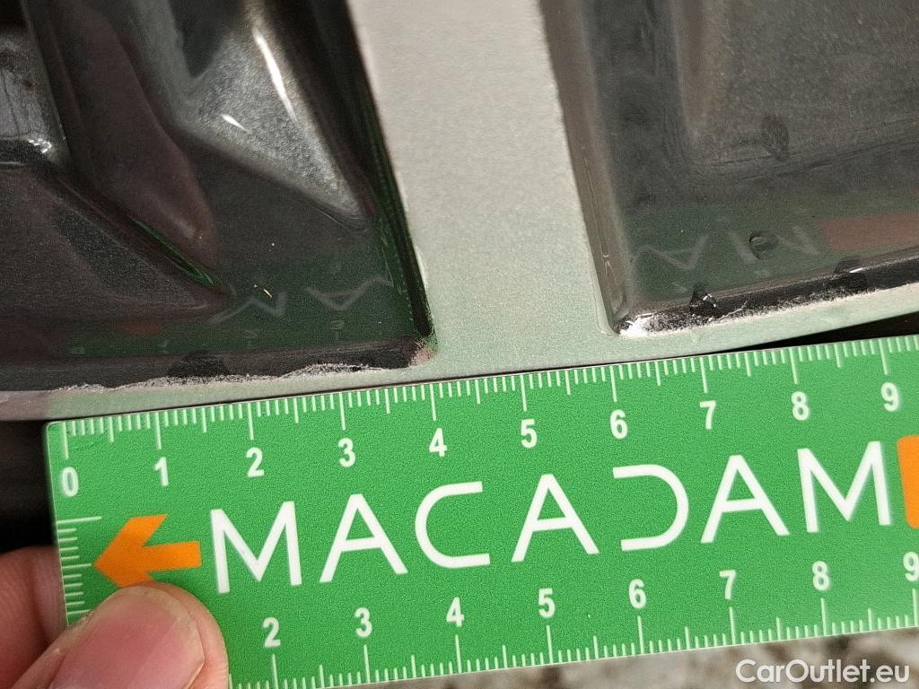  Bmw  Serie 1 BMW Série 1 / 2019 / 5P / Berline 116i Business Design #13