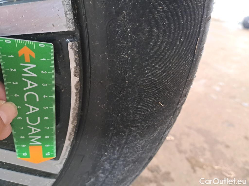  Volvo  XC90 VOLVO  / 2019 / 5P / SUV Recharge T8 AWD GT 8 Inscription Luxe #7