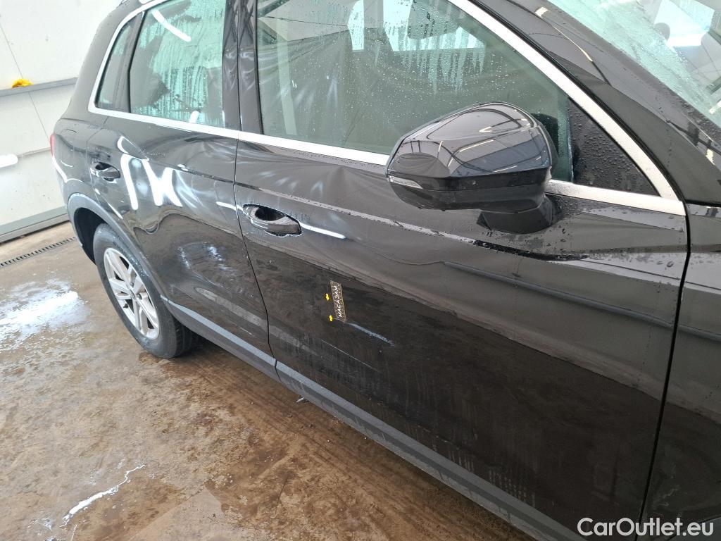  Audi  Q3 AUDI  / 2018 / 5P / SUV 35 TFSI 150 MHEV S TRONIC BUSINESS LINE #3