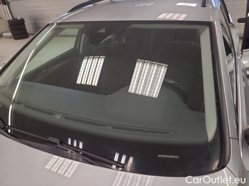  Volkswagen  Passat  Variant (CB5) (2019) Pas.Var.2.0TDI 110 Business AT #3