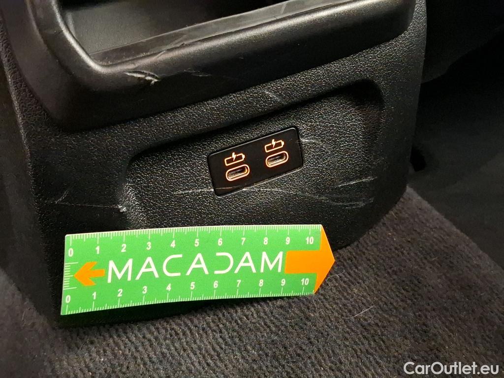  Bmw  Serie 1 BMW Série 1 / 2019 / 5P / Berline 116i Business Design #31