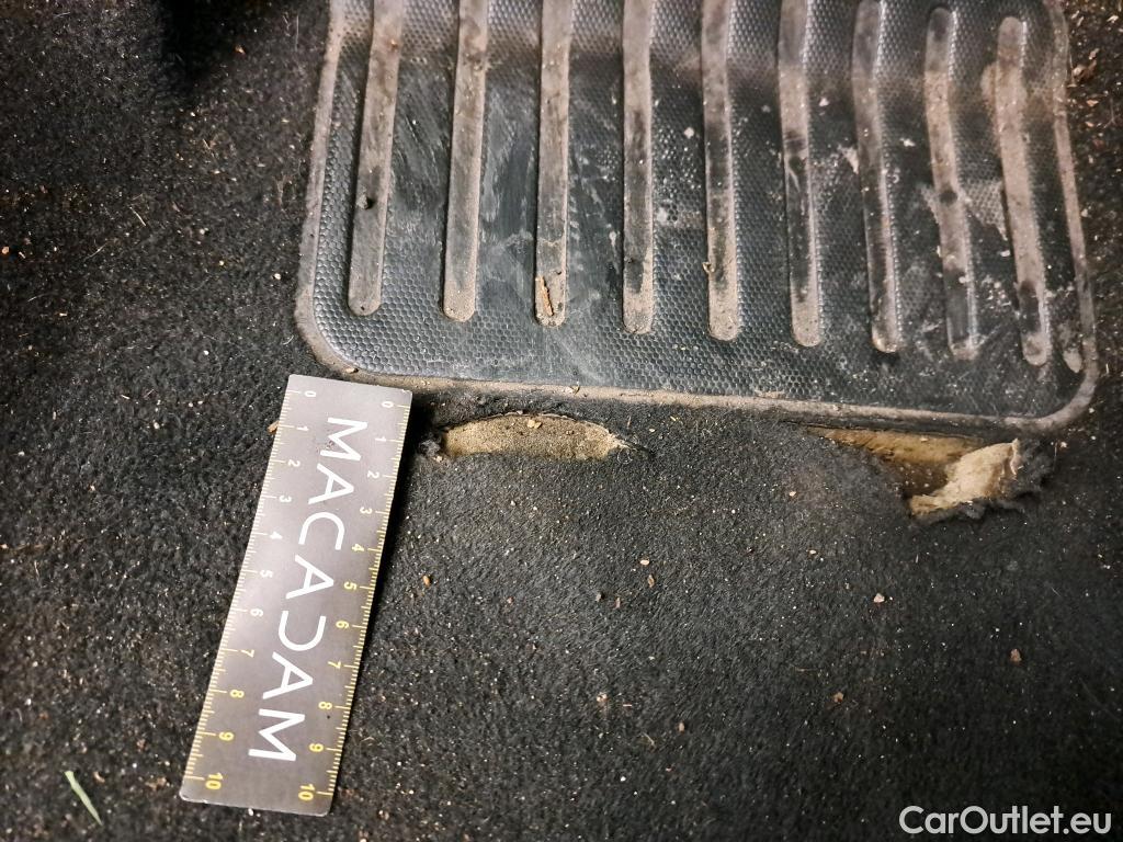  Citroen  C4 Cactus  Feel Business 1.2 PureTech 110CV BVM6 E6dT #8