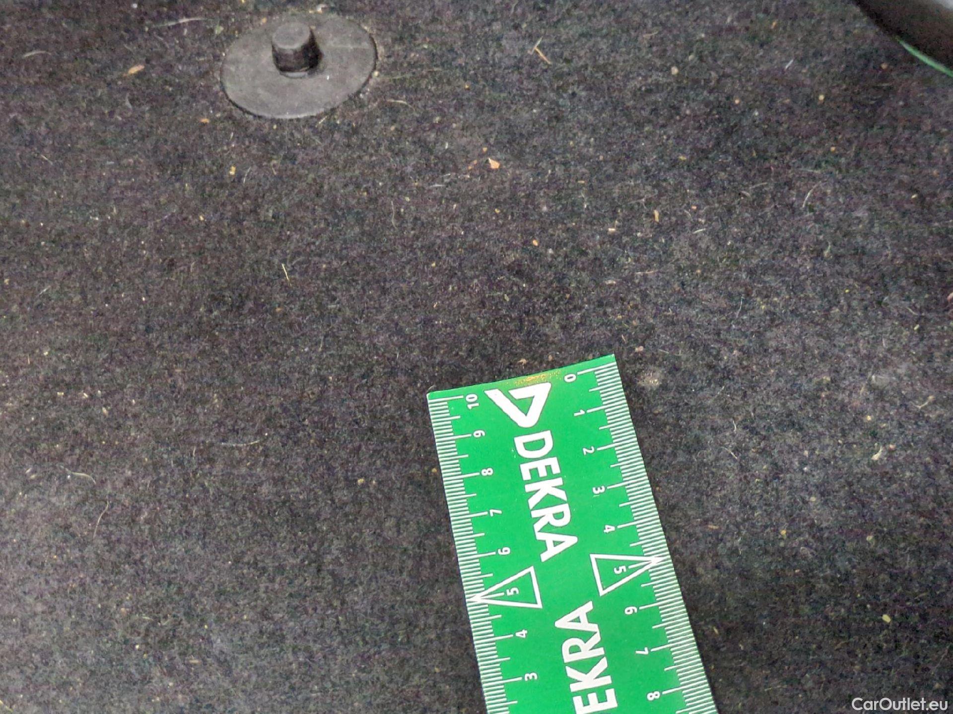  Citroen  C3  Feel Pack 1.2 PureTech 80CV BVM5 E6d #26