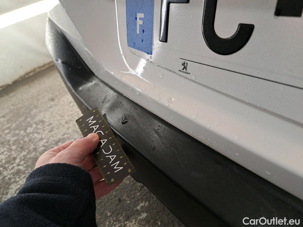  Citroen  C4 Cactus  Feel Business 1.2 PureTech 110CV BVM6 E6dT #2