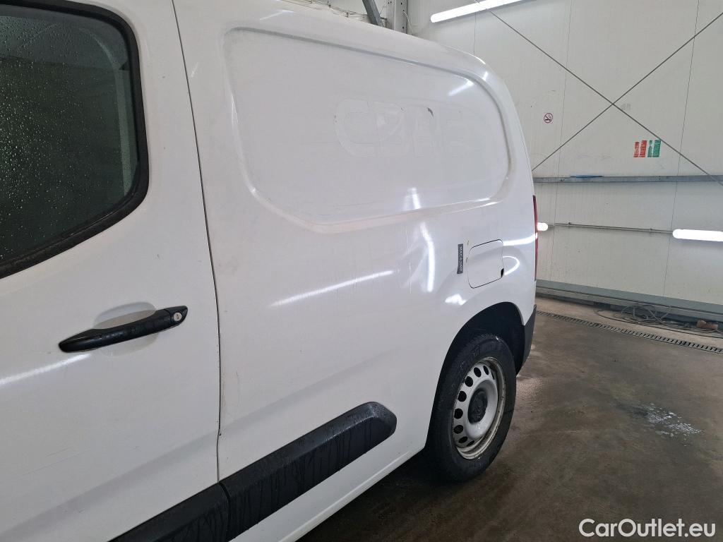  Citroen  Berlingo  Fourgon Club M 1000 1.5 BlueHDi 100CV BVM5 E6dT #4