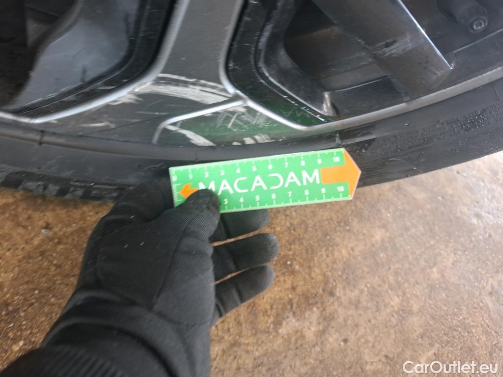  Citroen  C4  X Feel Pack 1.2 PureTech 130CV BVA8 6E #17