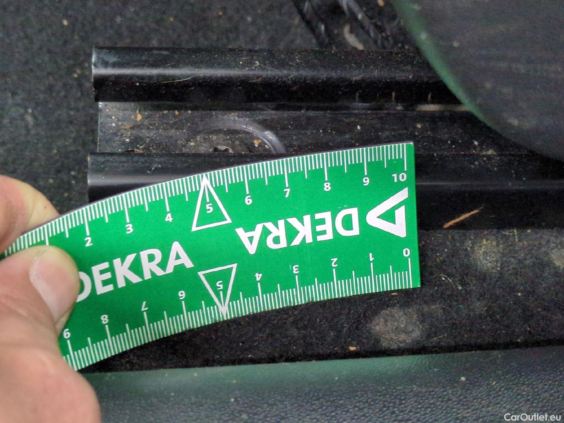  Citroen  C3  Feel Pack 1.2 PureTech 80CV BVM5 E6d #28