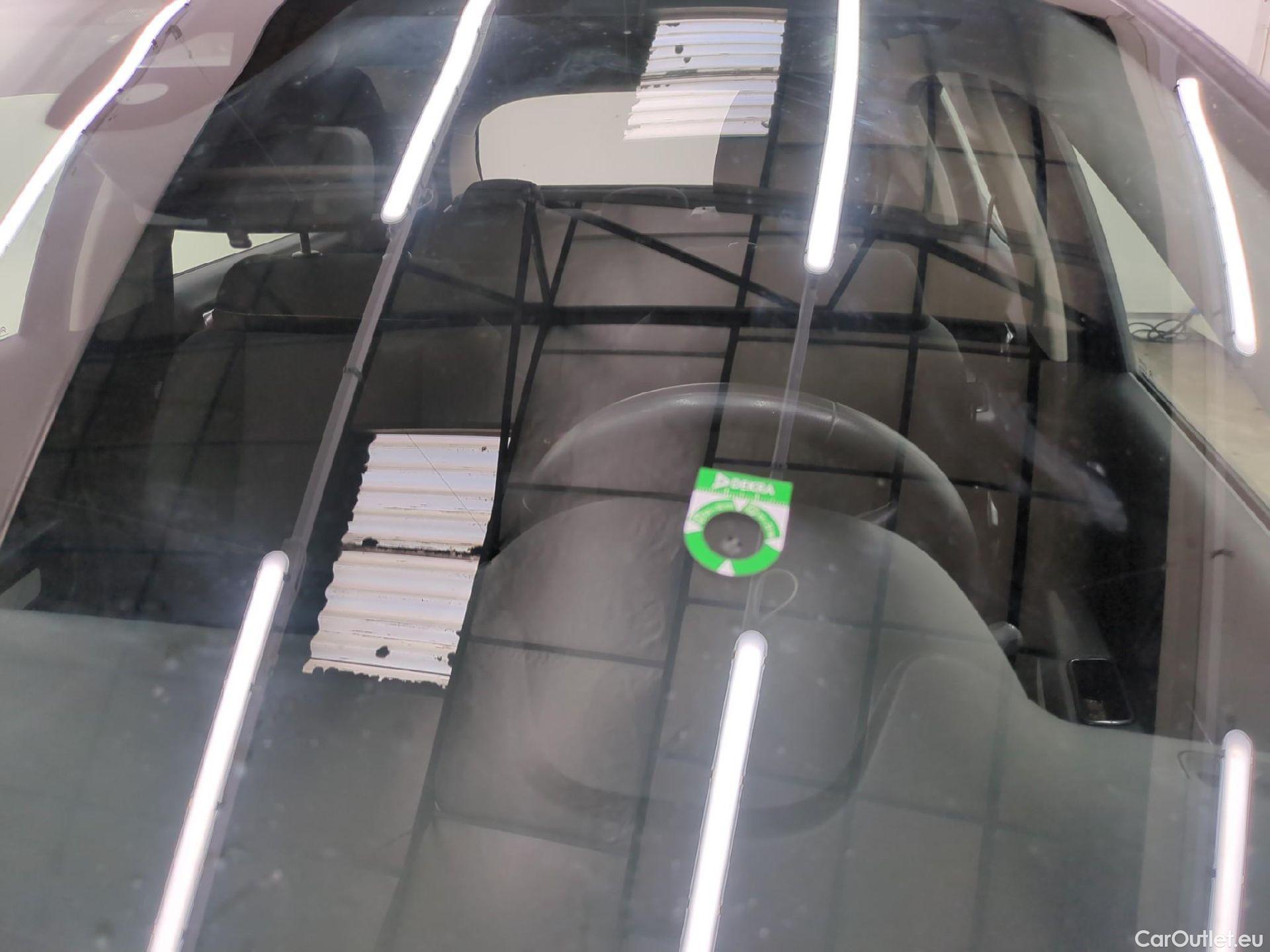  Citroen  C3  Feel Pack 1.2 PureTech 80CV BVM5 E6d #10