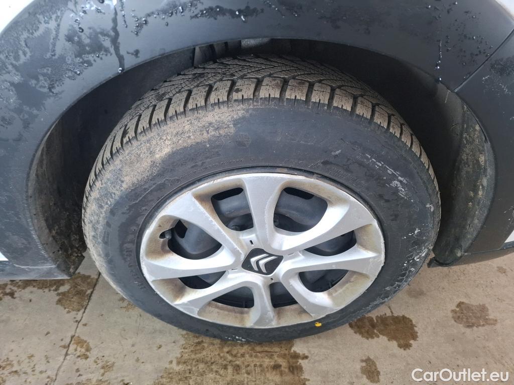  Citroen  C3  Société Feel 1.5 BlueHDI 100CV BVM6 E6d #25