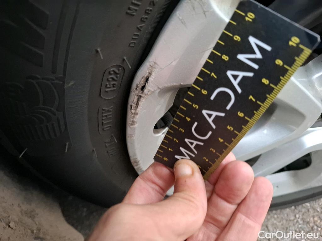  Citroen  C3 CITROEN  / 2016 / 5P / Berline PureTech 82 S&S BVM Feel Business #4