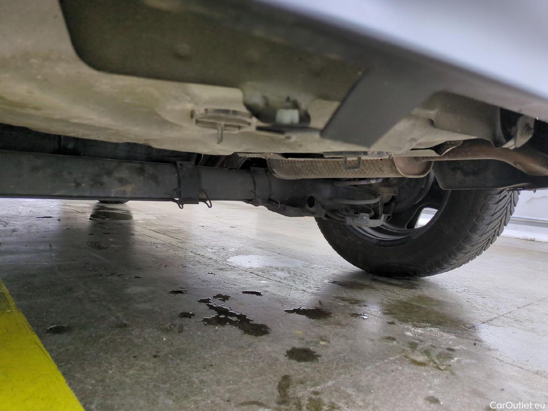  Citroen  C3  Feel Pack 1.2 PureTech 80CV BVM5 E6d #40