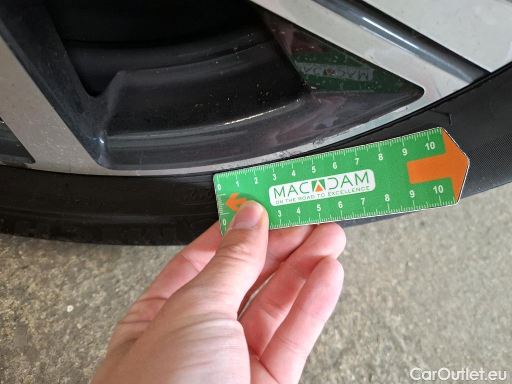  Peugeot  208  Allure Business 1.2 PureTech 100CV BVM6 E6d #18