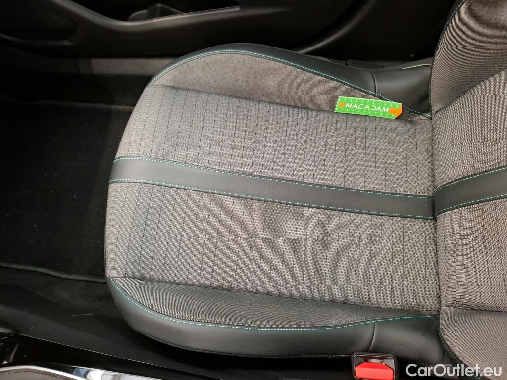  Peugeot  2008  Allure Business 1.2 PureTech 130CV BVM6 E6d #26