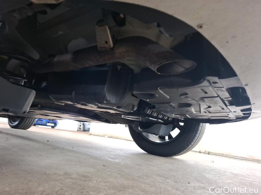  Opel   Grandland X Grandland X Elegance Business 1.5 130CV BVA8 E6d #30