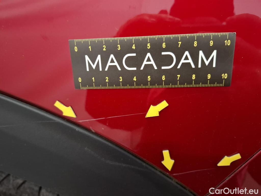  Peugeot  3008 PEUGEOT  / 2020 / 5P / SUV 1.6 HYBRID4 300 E-EAT8 GT #69