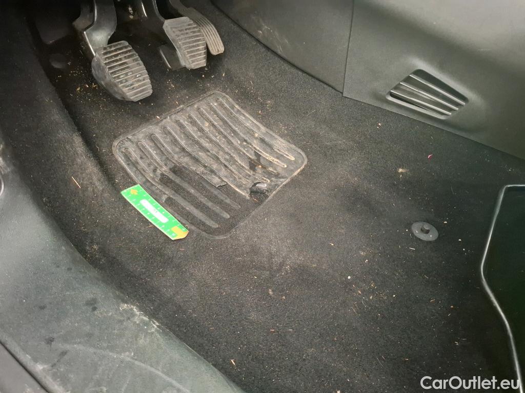  Peugeot  208  Affaire Premium Pack 1.2 80CV BVM5 E6dT #1