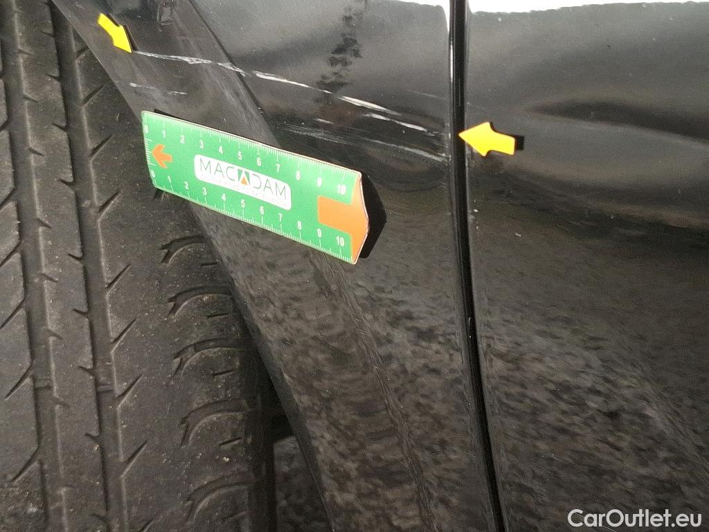  Peugeot  208  Affaire Premium Pack 1.2 80CV BVM5 E6dT #8